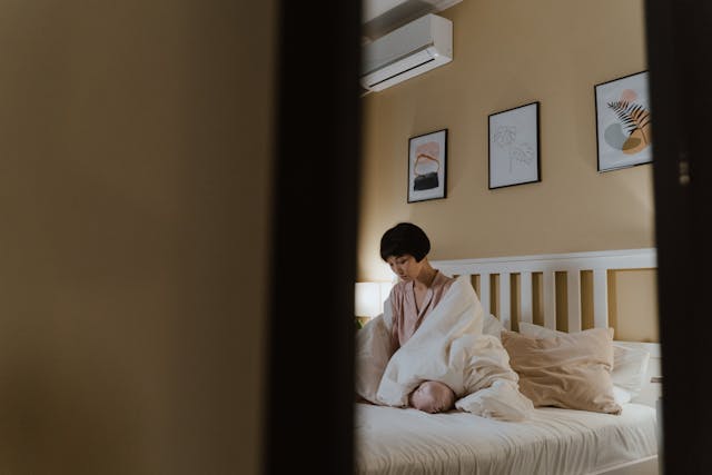 Airco installeren boven het bed